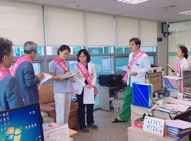 2017�� 8��22�� ȯ���ǳ�