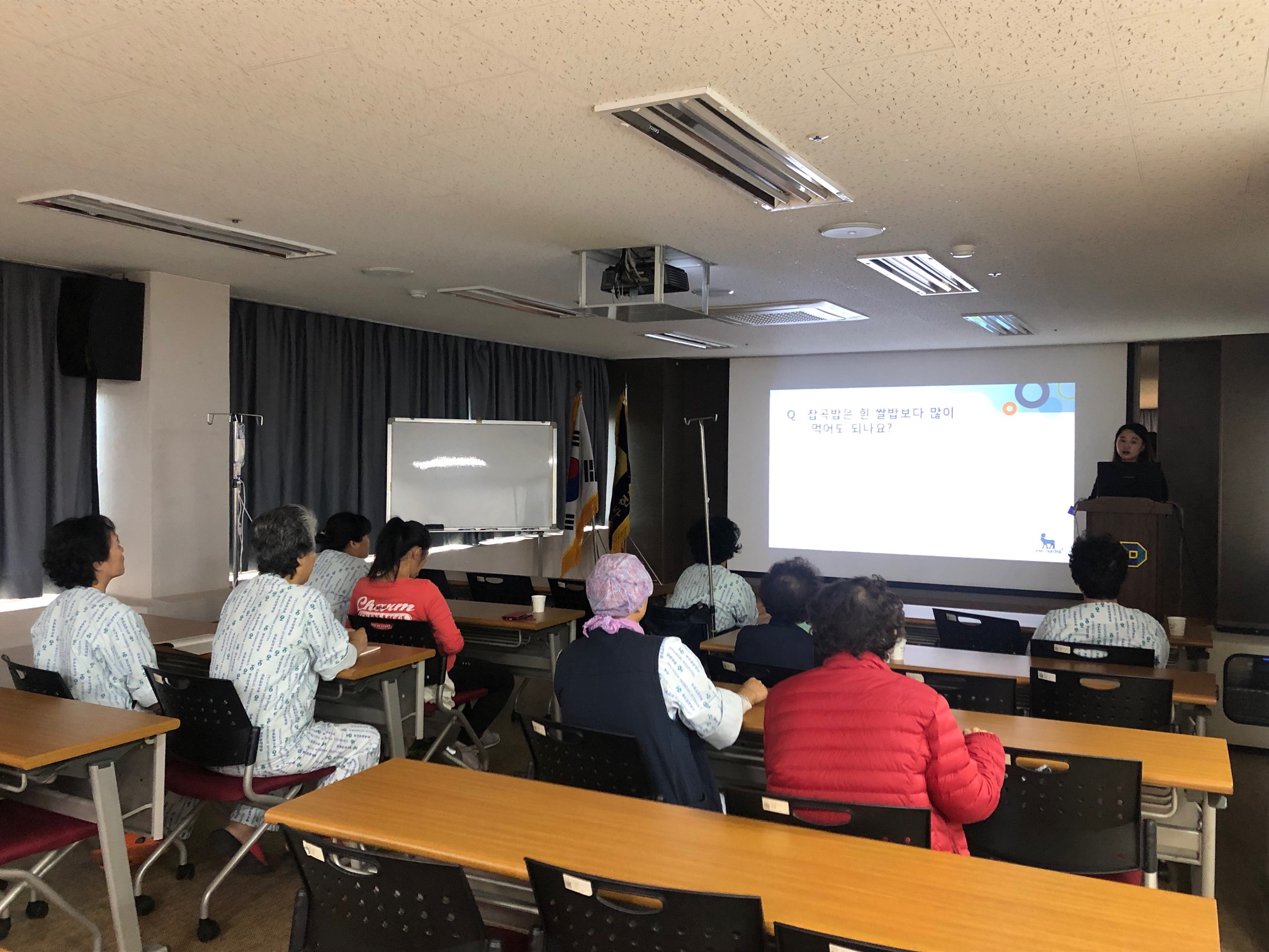 2019�� 10��10�� �索����